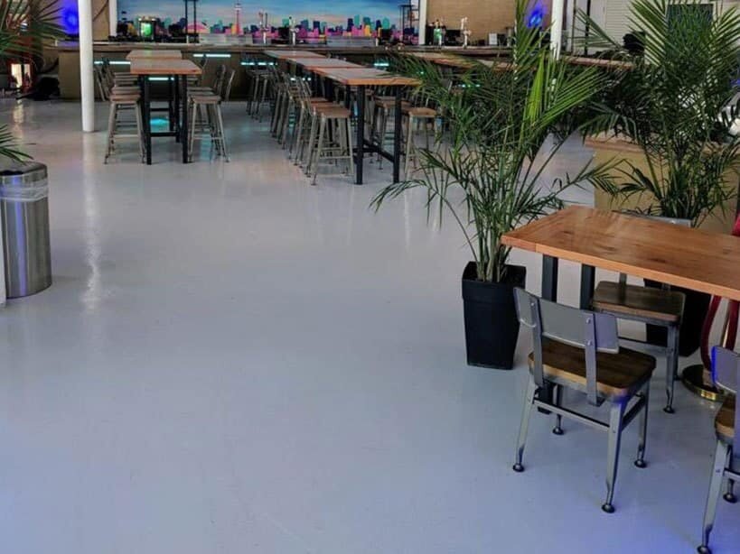 Seamless commercial epoxy floor